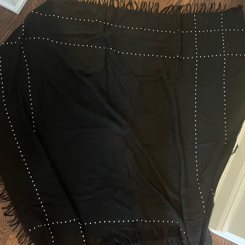 Cucci shawl - Picture 4 of 11